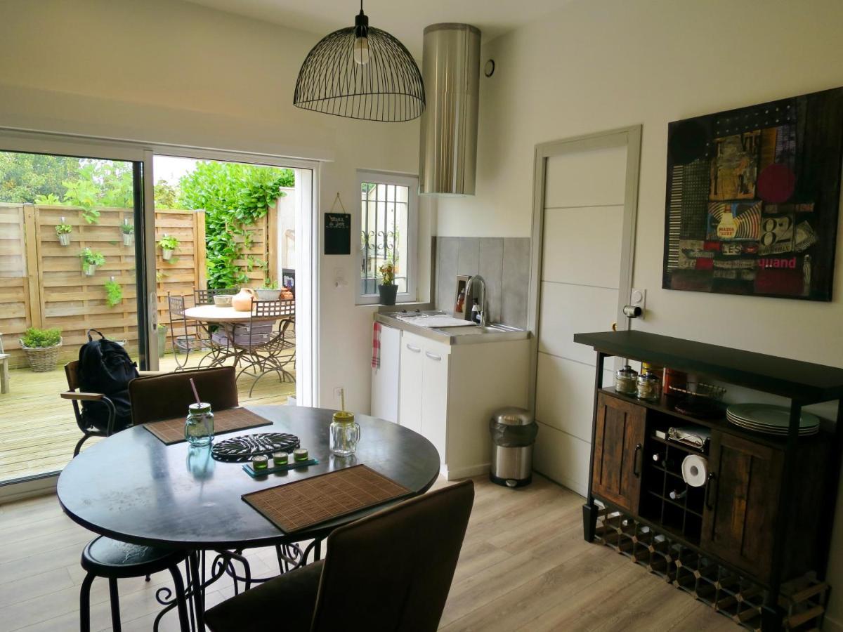 Duplex Contemporain Terrasse Exterieure Parking Apartment Leves Ngoại thất bức ảnh
