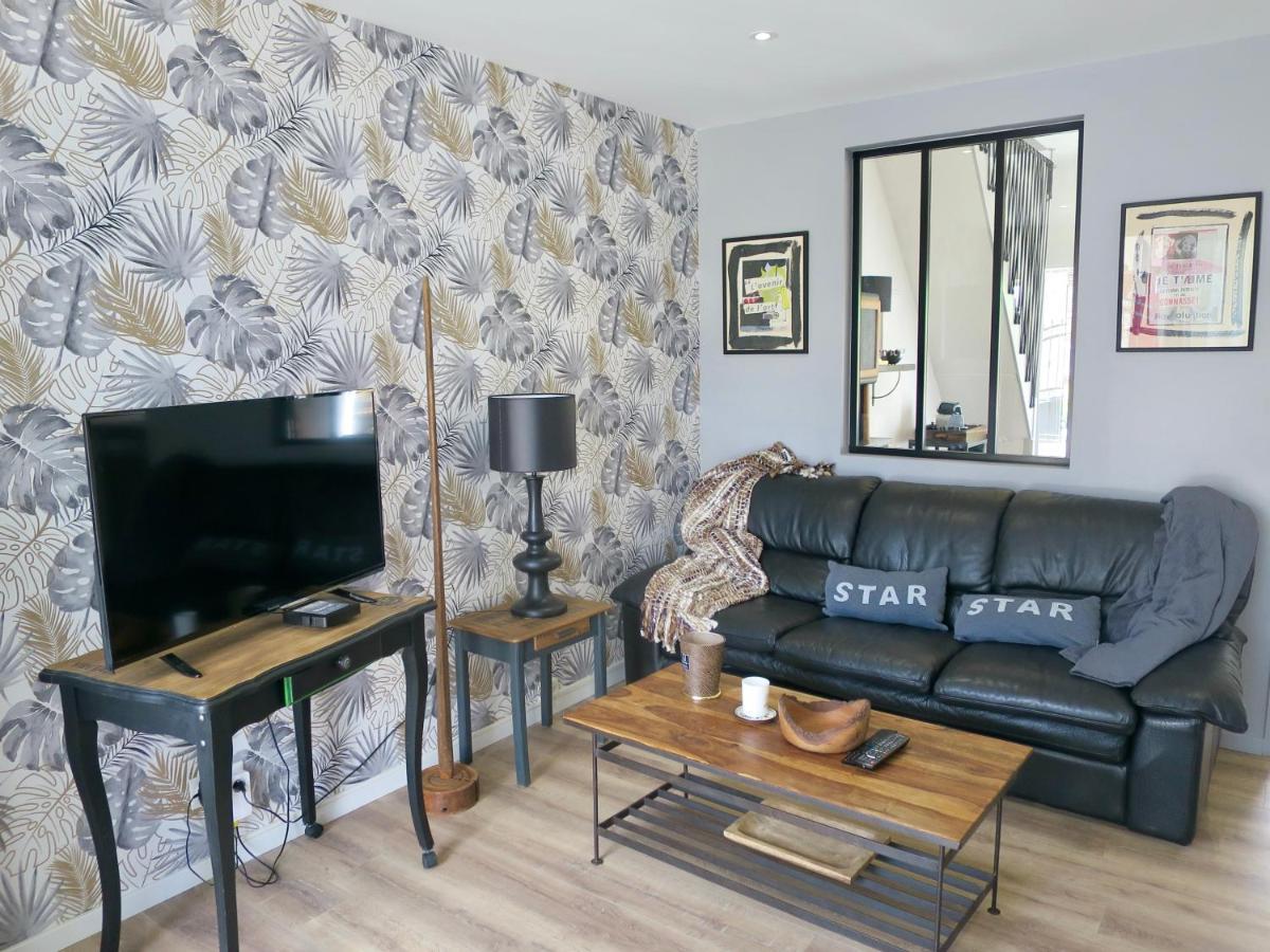 Duplex Contemporain Terrasse Exterieure Parking Apartment Leves Ngoại thất bức ảnh